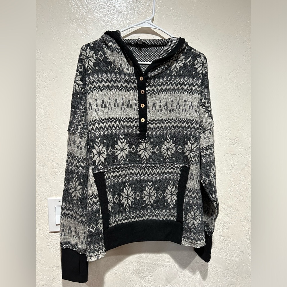 White birch size m sweater‎ with a hood causal fall/winter Christmas